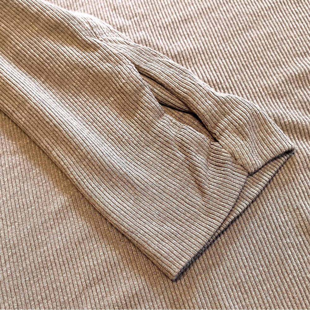 Michael Lauren Nero Turtleneck XS NWT - Picture 4 of 7